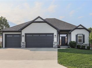 21831 W 177th Ter, Olathe, KS 66062