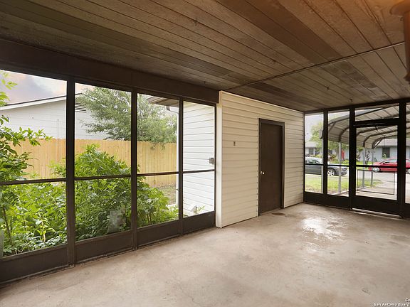 3rd image of 118 Meadow Park
