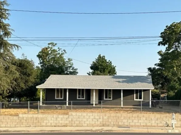 499 E 12th St, Beaumont, CA 92223