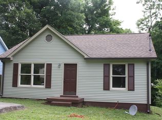 418 Circle Dr, Springfield, TN 37172