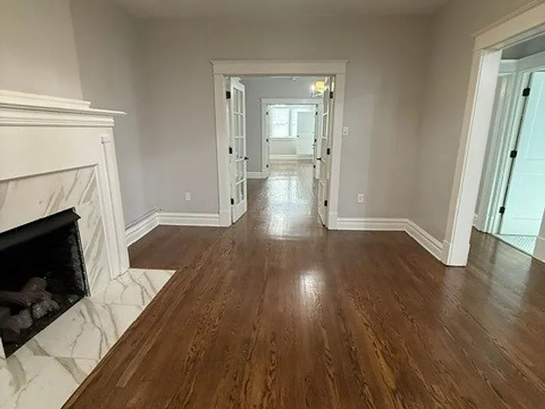 4734 McPherson Ave — Photo 5