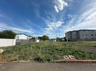 7854 28th St, White City, OR 97503