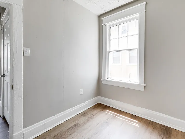 2510 4th Ave — Photo 27