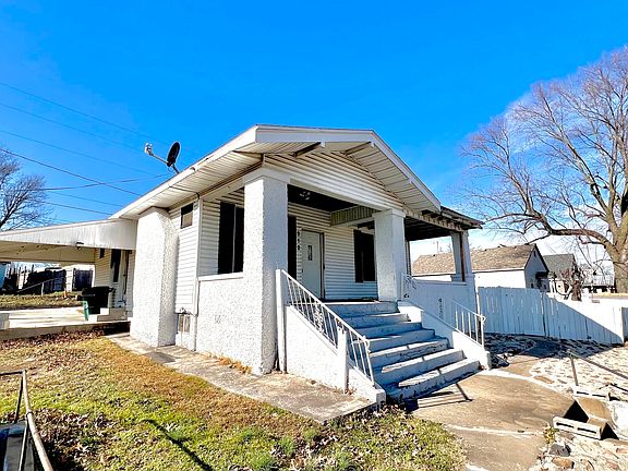 2nd image of 212 N Central Avenue