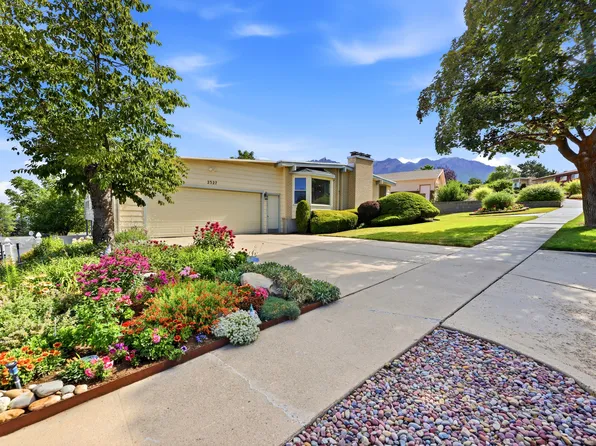 2327 E Cavalier Dr S, Salt Lake City, UT 84121