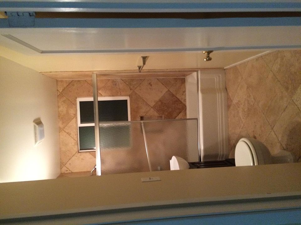 2nd image of 1211 Bellevue Ave