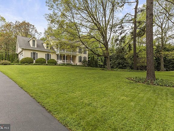 2nd image of 38635 Harrisburg Ct