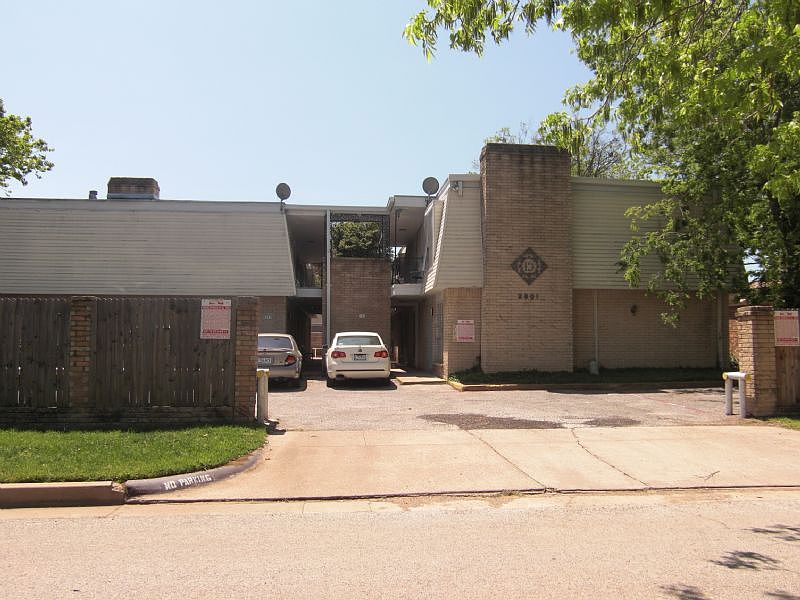 1st image of 2801 Princeton St APT 206