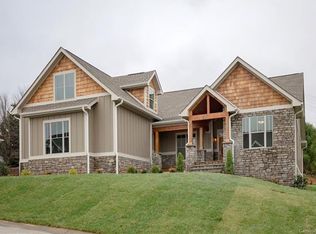 117 Rockbridge Rd, Mills River, NC 28759