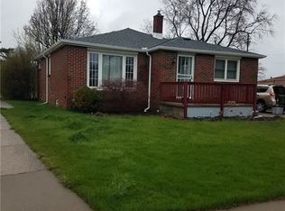 70 Delmar Ave, Cheektowaga, NY 14225