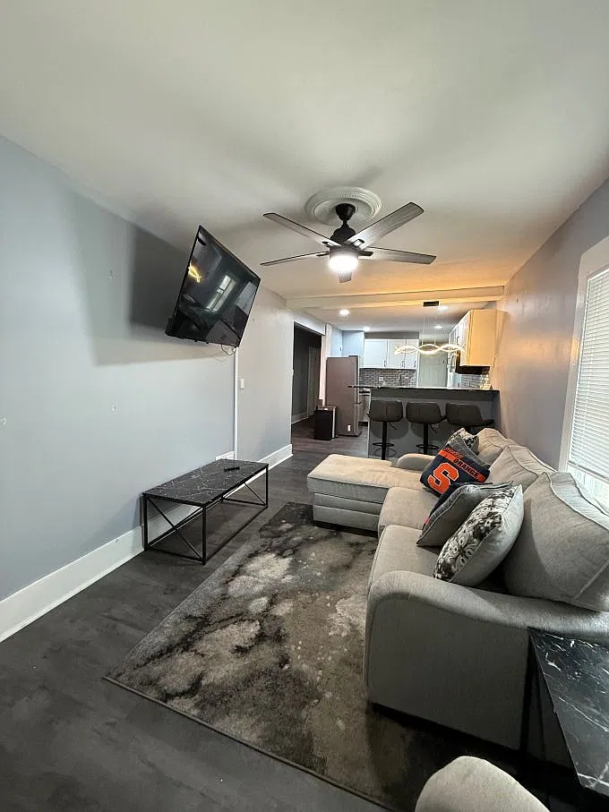 216 Bassett St - 2 — Photo 4
