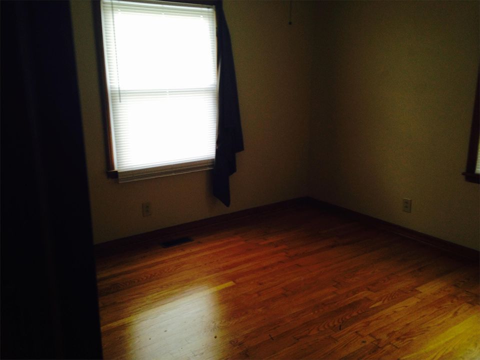 1st image of 2900 Love Ave NW