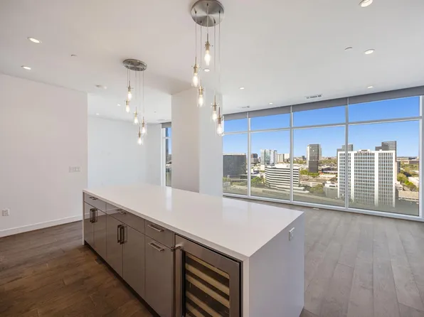 4521 San Felipe St Unit 1704, Houston, TX 77027