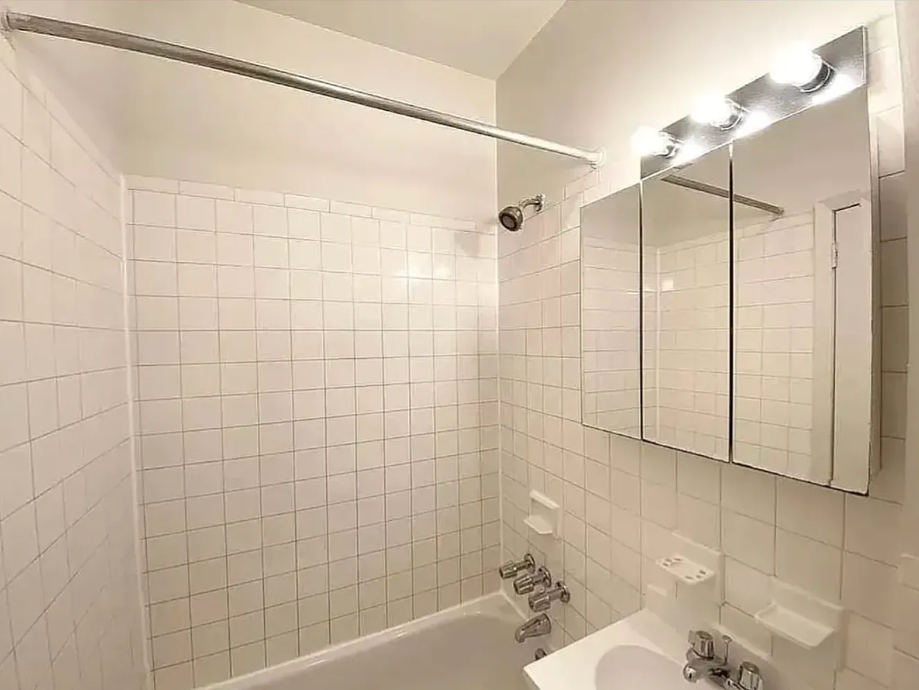 223 East 85th Street — Photo 4