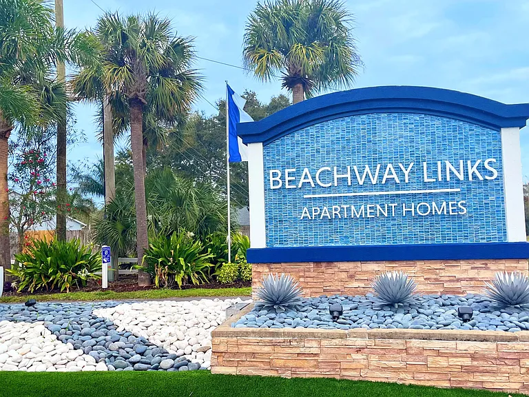 Beachway Links offers apartments near Patrick Space Force Base and the perfect home for those looking for a resort-style lifestyle.