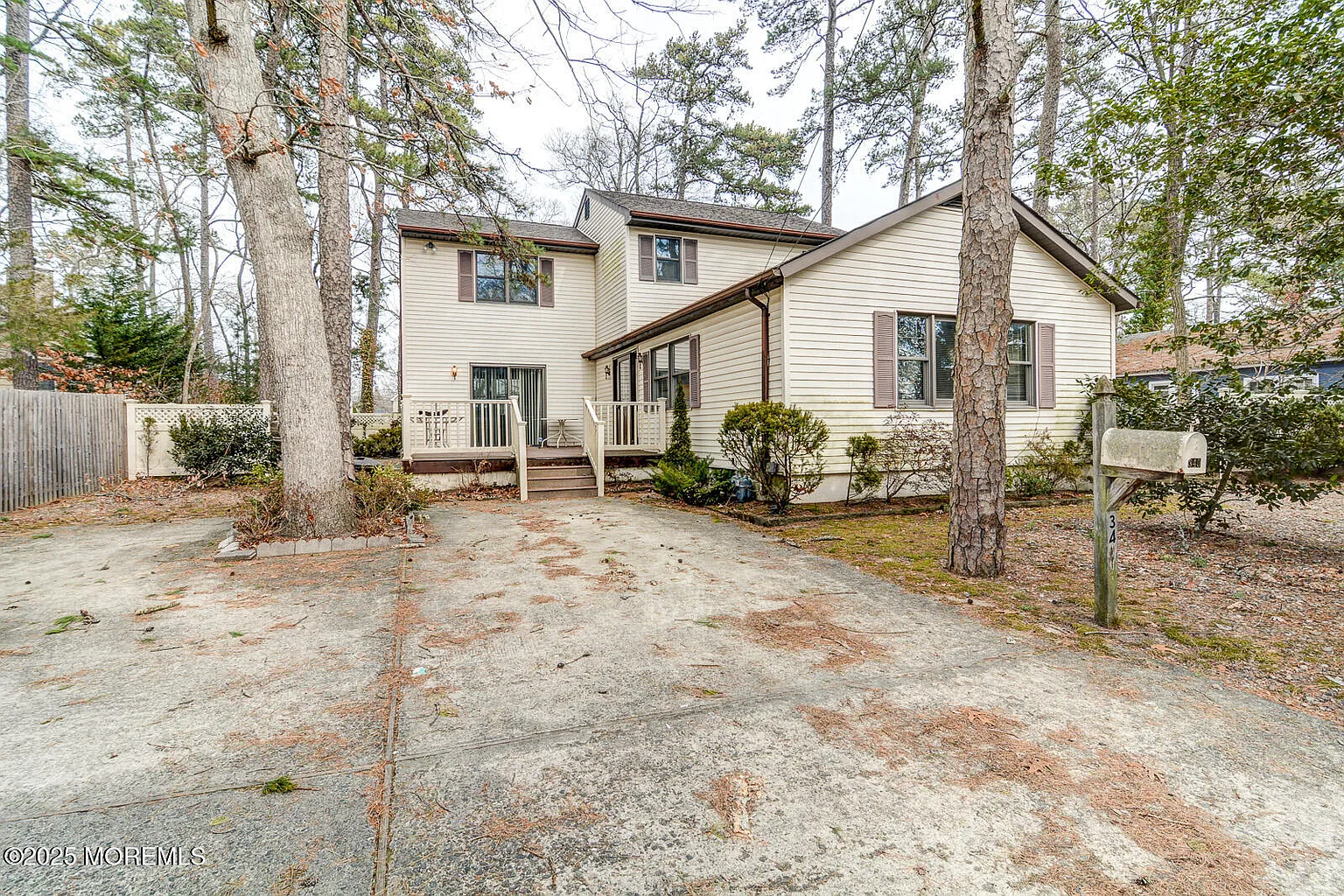 340 Seminole Lane photo 1