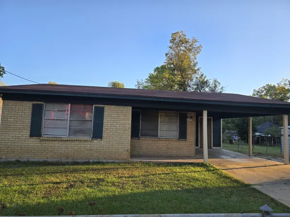 1402 E Burleson St, Marshall, TX 75670