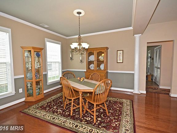 5th image of 9524 Moonen Bay Ln