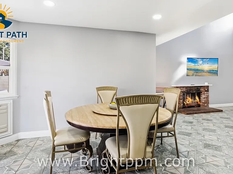 25280 Bay Ave — Photo 6