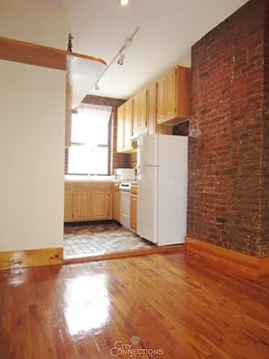 Rented by City Connections Realty | media 12