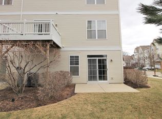 1850 Watercolor Pl, Grayslake, IL 60030