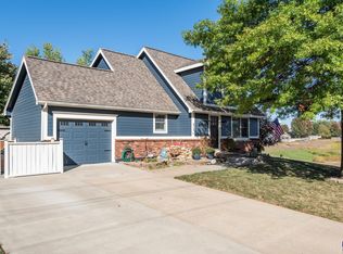 610 E 14th St, Eudora, KS 66025