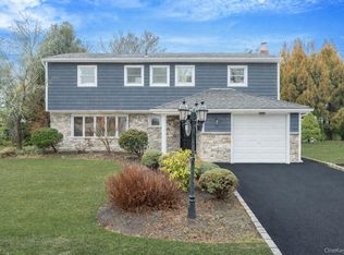 12 Crabapple Lane, Commack, NY 11725