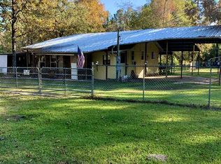 114 George St, Zavalla, TX 75980