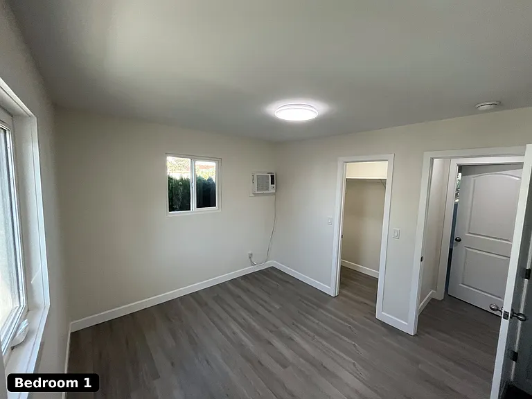 4729 Merced Ave — Photo 6