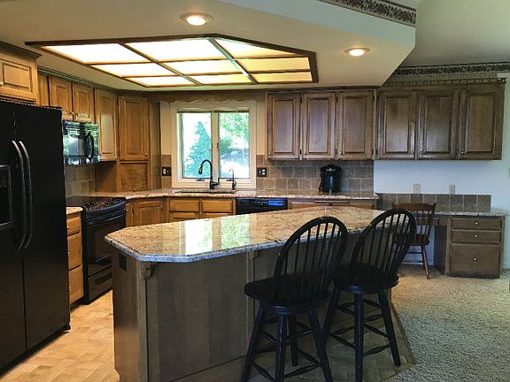5th image of 2265 E Greenbrier Dr