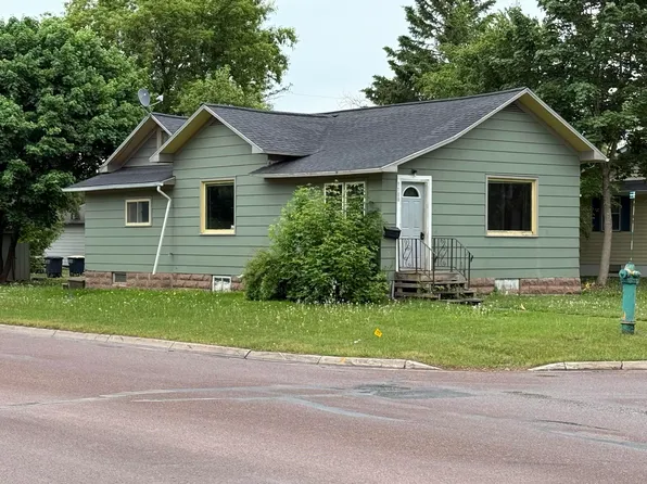 1100 6th Ave W, Ashland, WI 54806