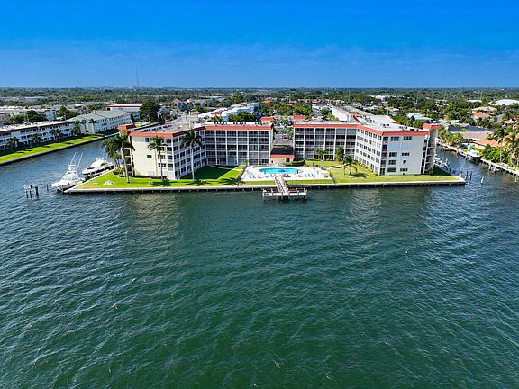 2nd image of 100 Paradise Harbour Boulevard #404