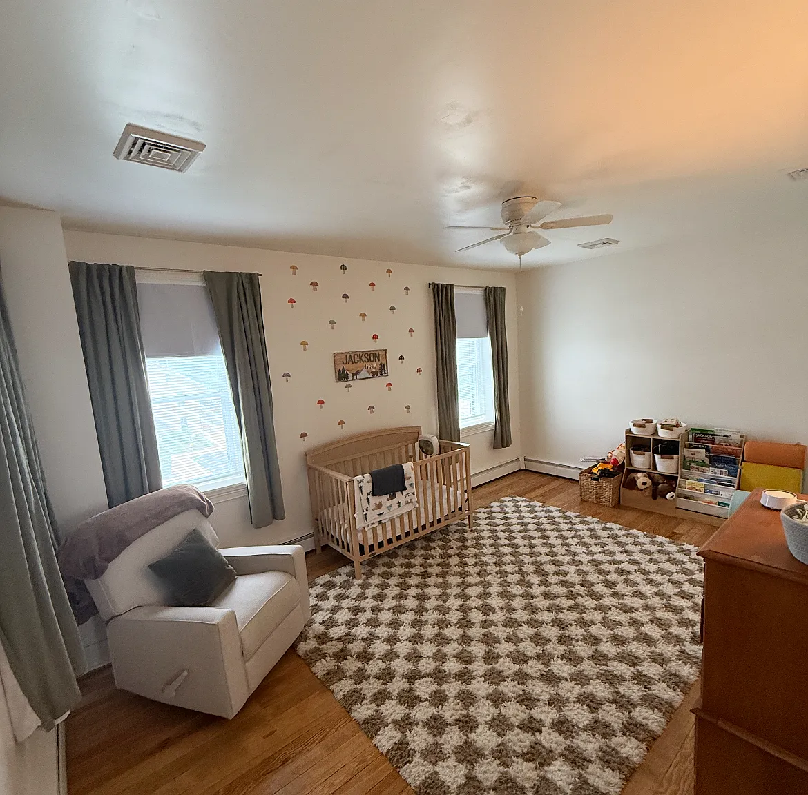 2 bed, $1,975 — Photo 2