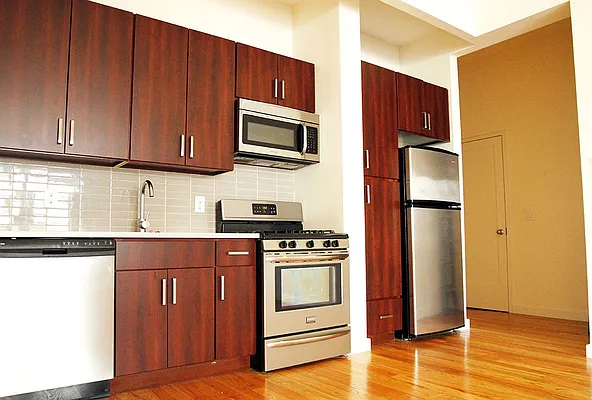 Rented by 166 Smith Street, LLC | media 14