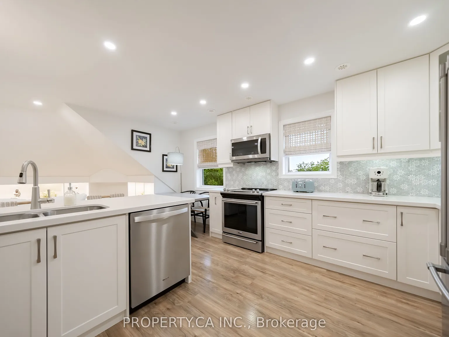 2 bed, $2,850 — Photo 4