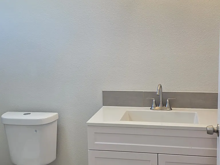 7425 Borrego Trl #B — Photo 9