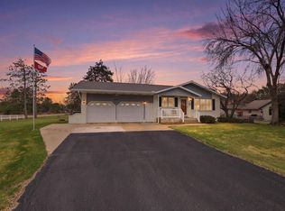2601 Plover Springs Dr, Plover, WI 54467