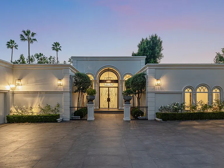 402 Doheny Rd — Photo 48