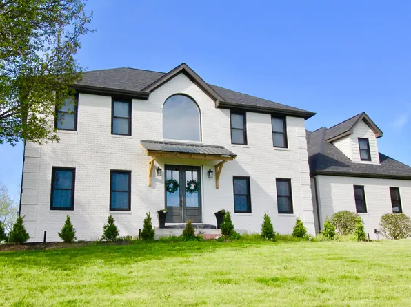 107 Glyn Carin Ln, Granville, OH 43023