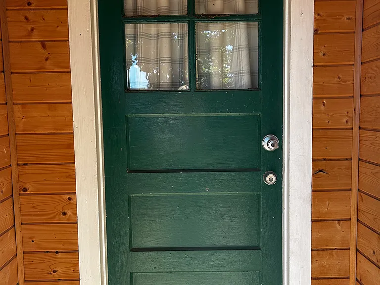 1268 4th St NE — Photo 5