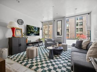 64 N 8th St #2F, Brooklyn, NY 11249