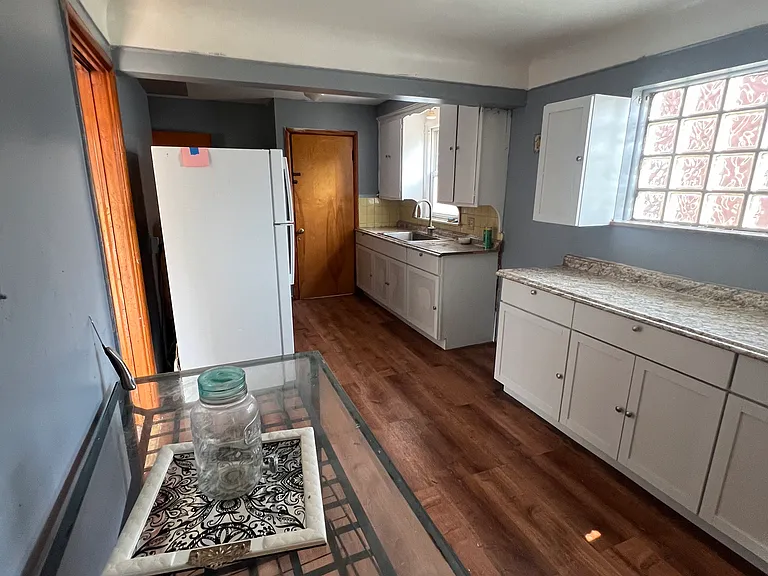 6844 Memorial Ave — Photo 17