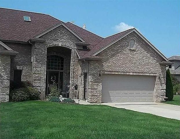 1st image of 578 Westminster Dr