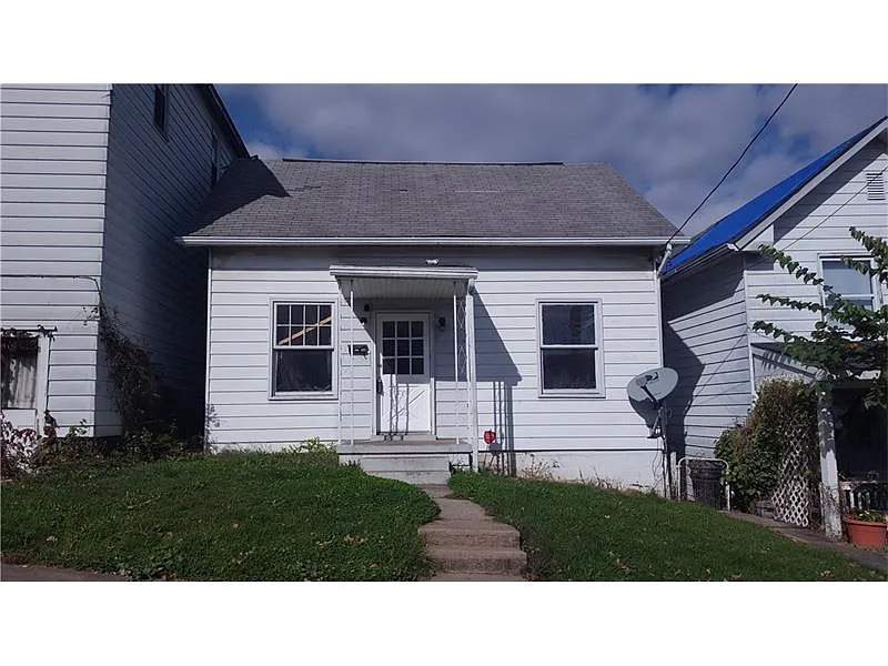 525 Fayette St photo 1