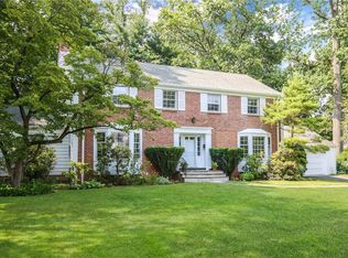 85 Catherine Rd, Scarsdale, NY 10583