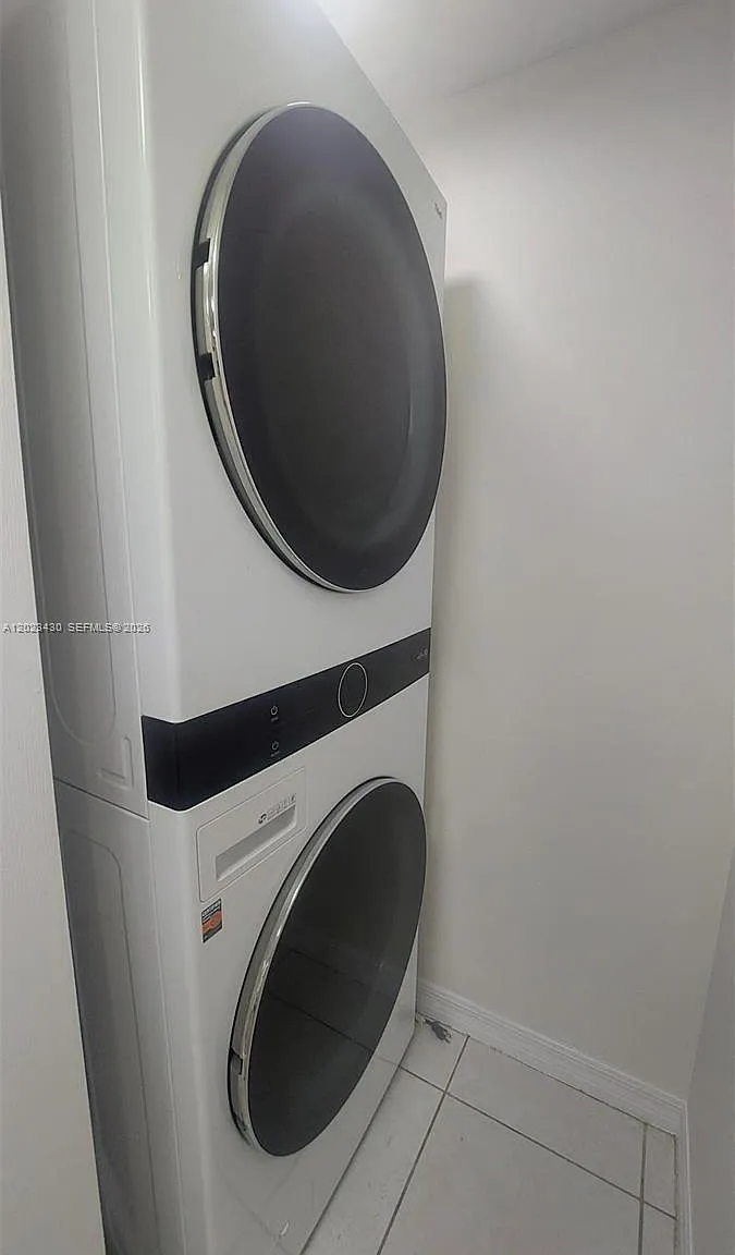 Capomar Condo — Photo 4
