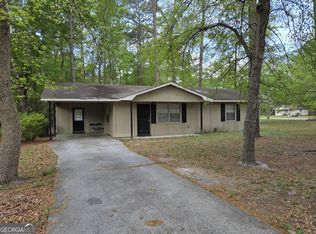 219 Surrey Rd, Hinesville, GA 31313