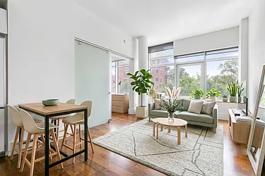 10-17 Jackson Avenue, #2E