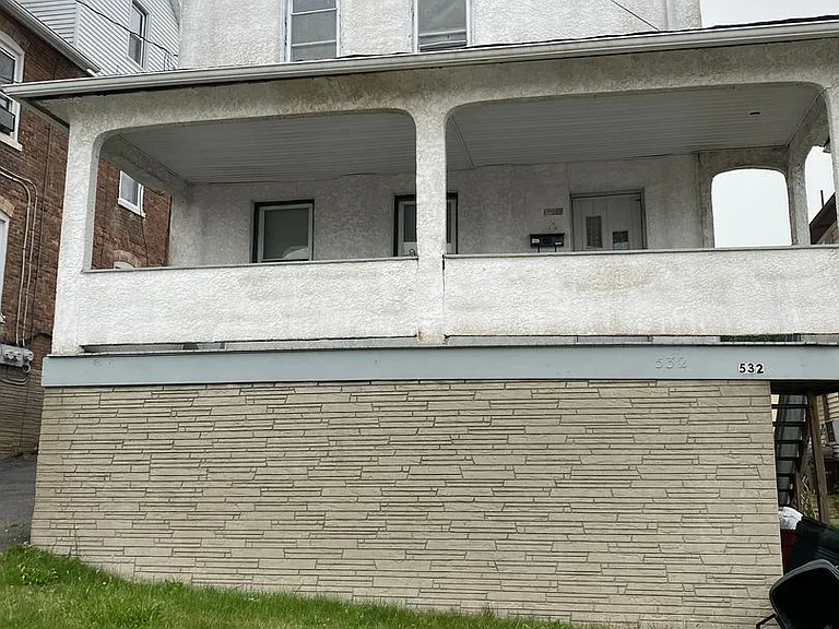 532 Breck St — Photo 1