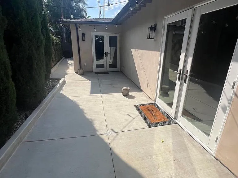 250 Avenida Monterey — Photo 38